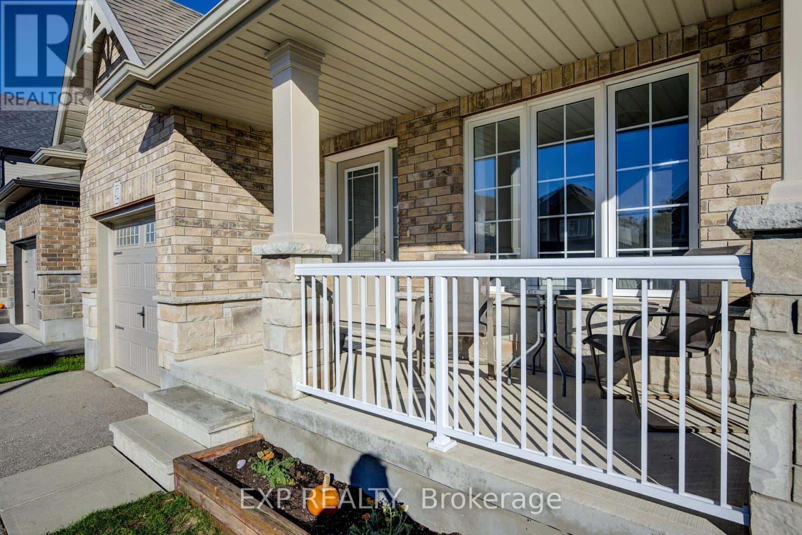 42 FINORO CRESCENT — Woolwich, Ontario - Photo 4 of 44