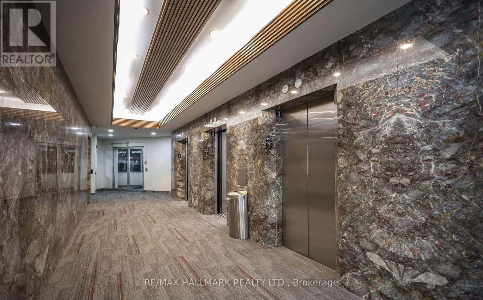 105,106,107 - 105 GORDON BAKER ROAD — Toronto (Hillcrest Village), Ontario - Photo 2 of 17