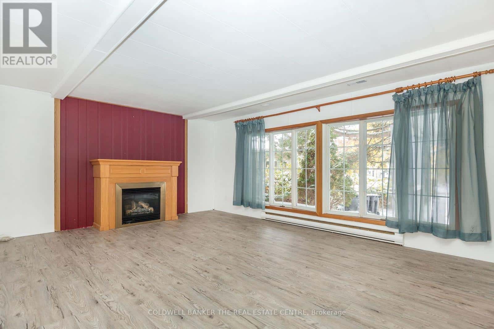 3 MAPLE COURT — Innisfil, Ontario - Photo 5 of 28