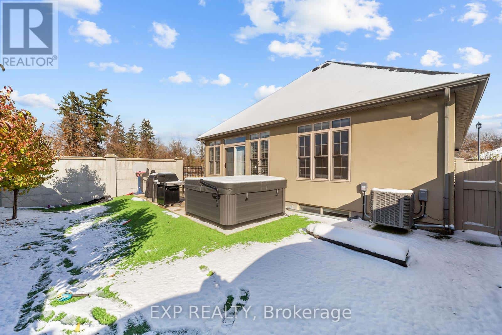 1 - 1430 HIGHBURY AVENUE N — London East (East D), Ontario - Photo 4 of 33