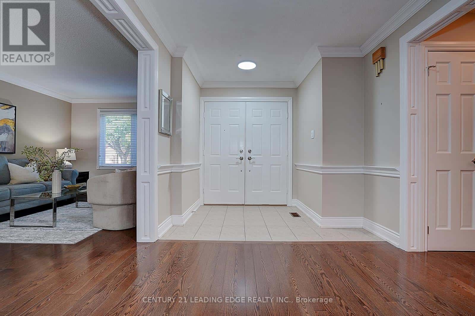 27 SAWYER CRESCENT — Markham (Markham Village), Ontario - Photo 5 of 46