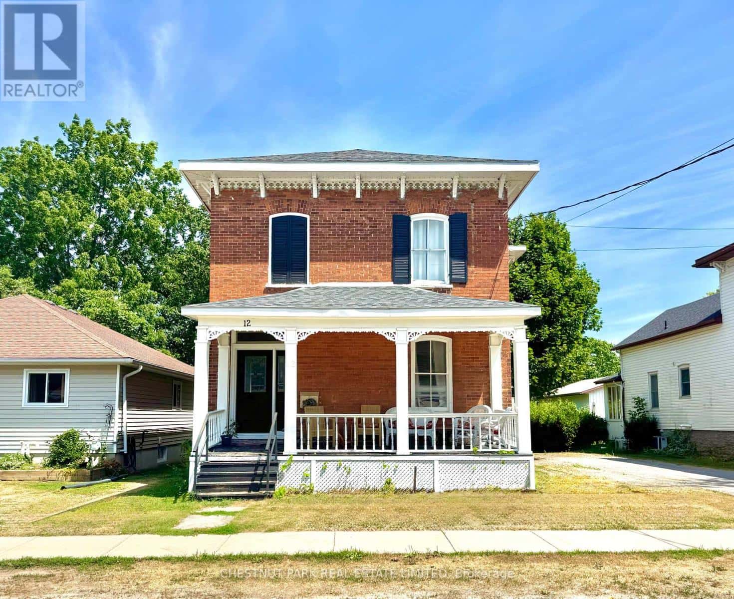 12 MAPLE AVENUE — Prince Edward County (Picton), Ontario - Photo 3 of 31