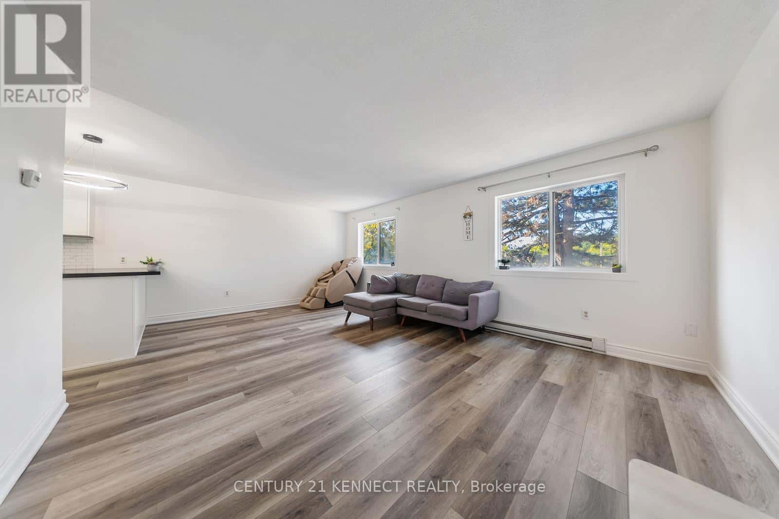 71 - 1030 FALGARWOOD DRIVE — Oakville (FA Falgarwood), Ontario - Photo 4 of 33