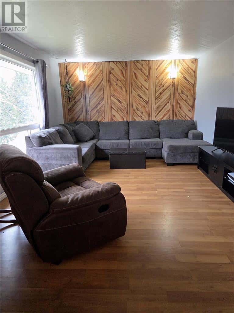 4436 Hector Crescent — Hanmer, Ontario - Photo 5 of 22