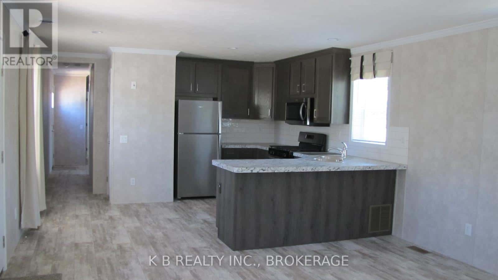 . - 1 PARKINGTON PLACE — Kingston (Rideau), Ontario - Photo 5 of 19