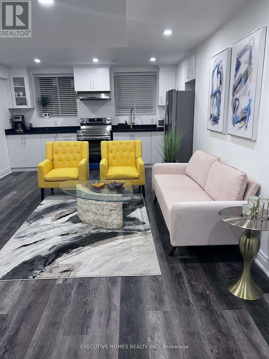 409 BOYD LANE — Milton (Walker), Ontario - Photo 2 of 38