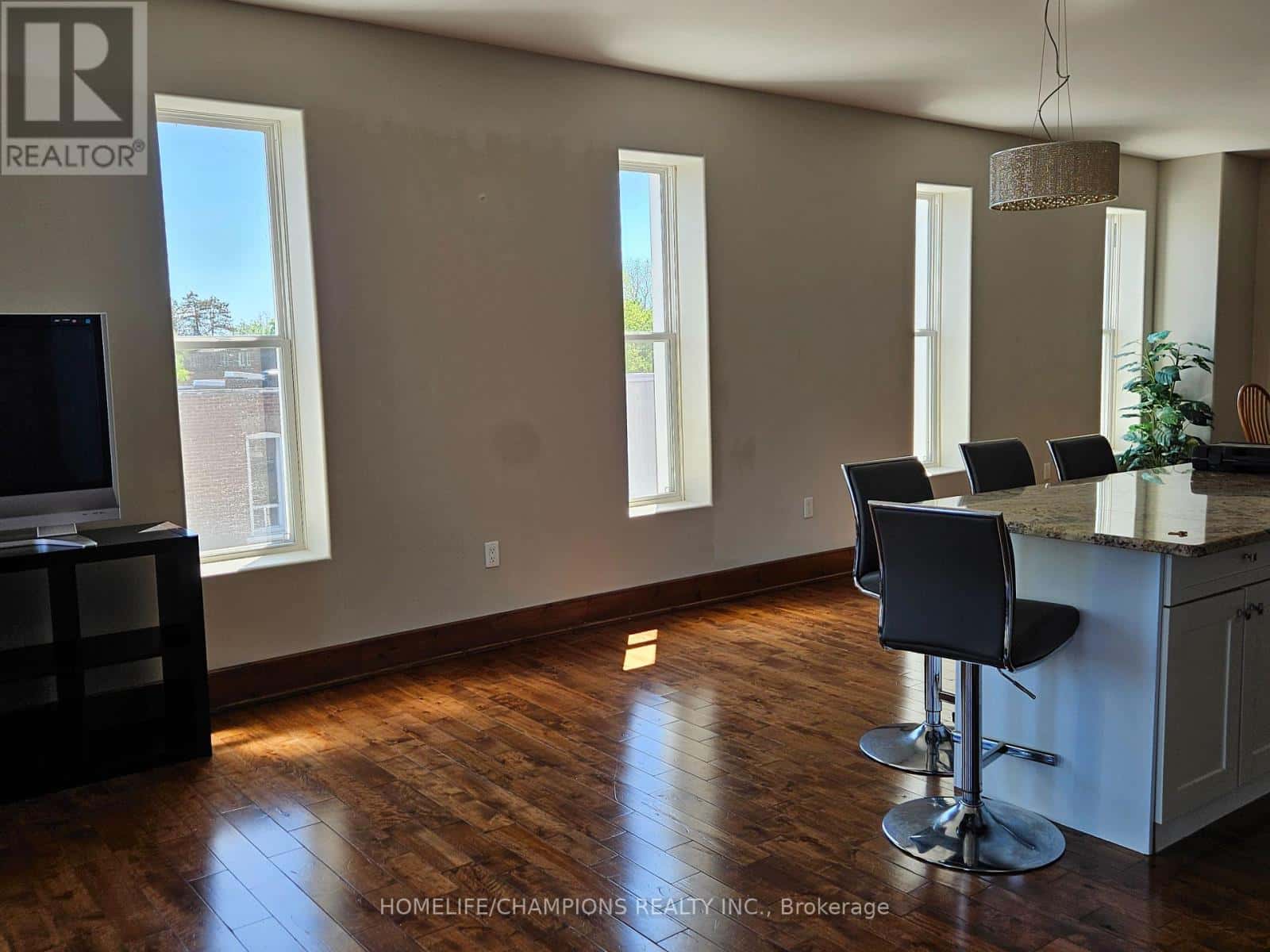 18 BRIDGE STREET — Trent Hills (Campbellford), Ontario - Photo 3 of 5