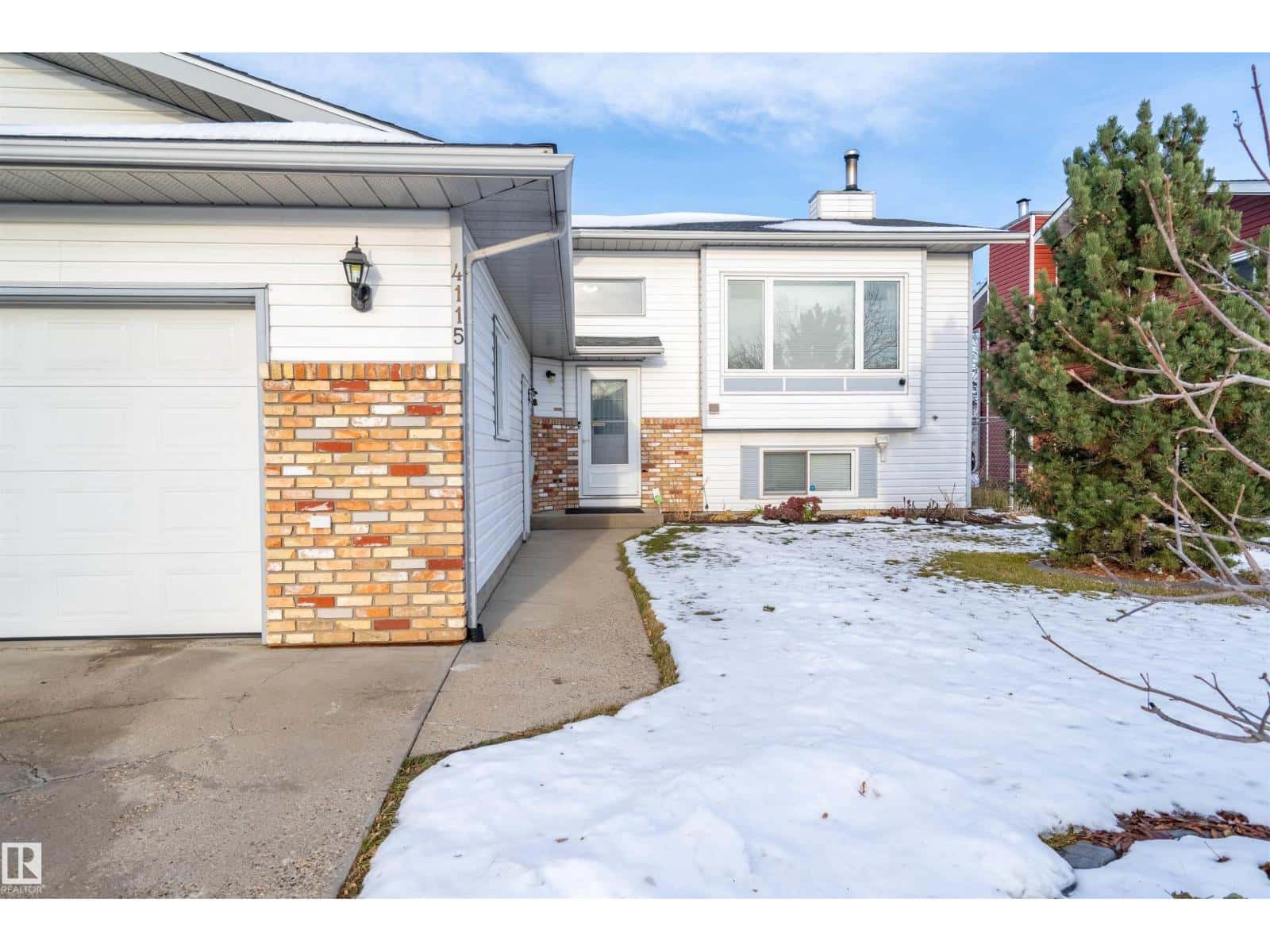 4115 40 Avenue — Bonnyville Town, Alberta - Photo 3 of 38