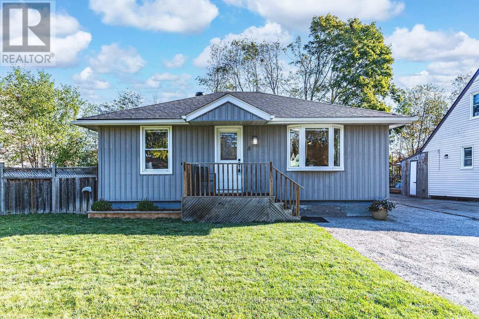 5 NEWTON STREET — Barrie (Wellington), Ontario - Main photo