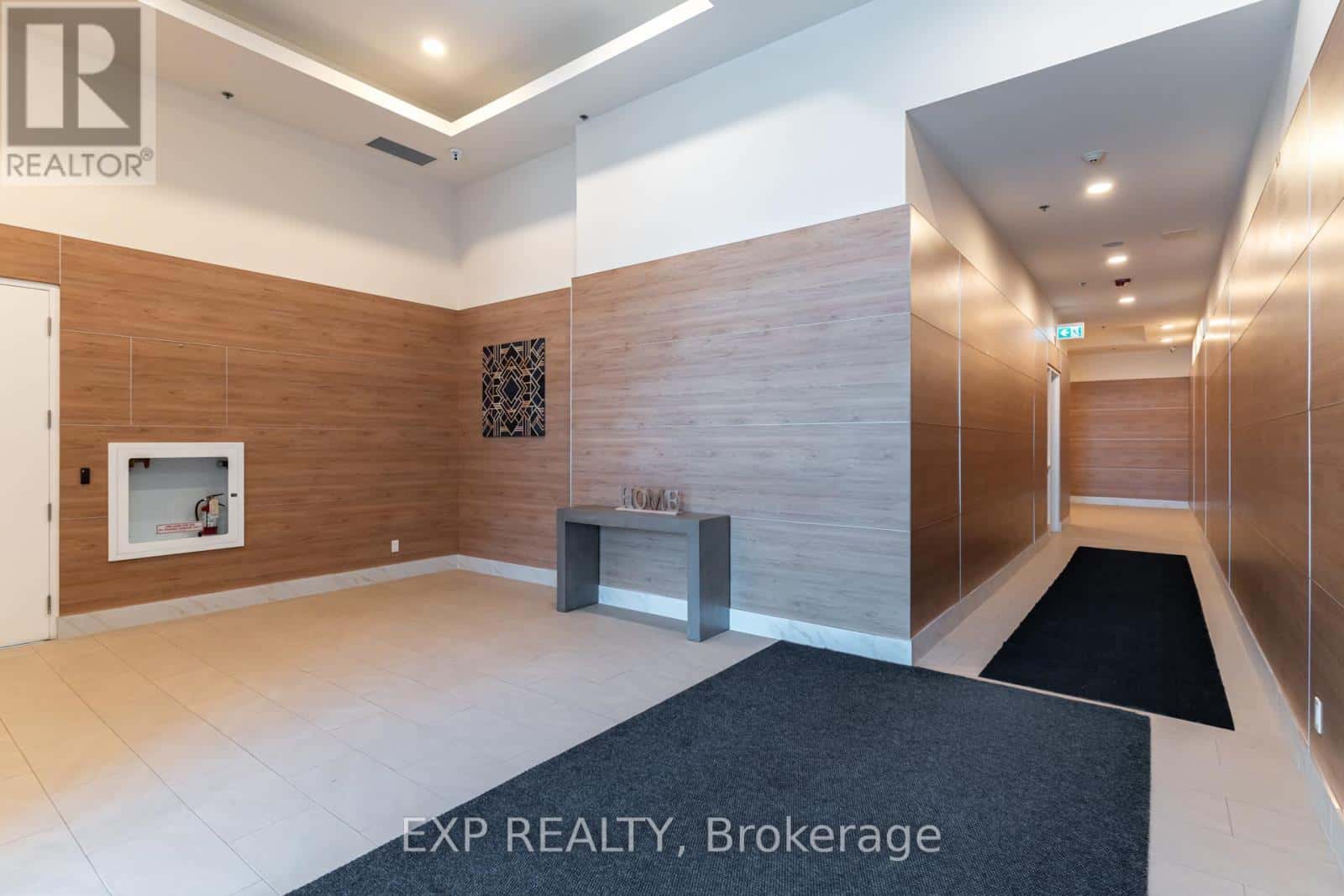 610 - 2522 KEELE STREET — Toronto (Maple Leaf), Ontario - Photo 4 of 21