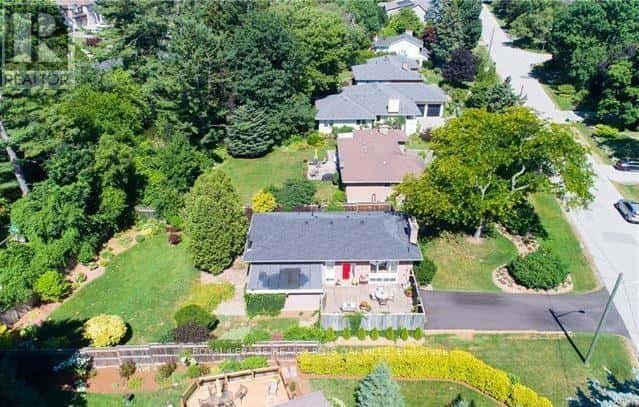 186 TWEEDSDALE CRESCENT — Oakville (SW Southwest), Ontario - Photo 4 of 36