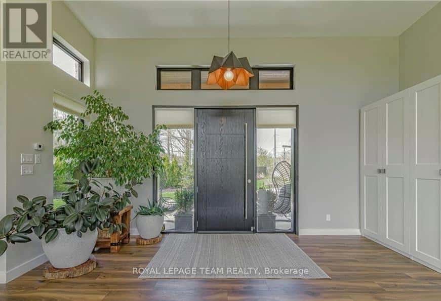 8 HEADLANDS WAY — Leeds and the Thousand Islands, Ontario - Photo 3 of 13