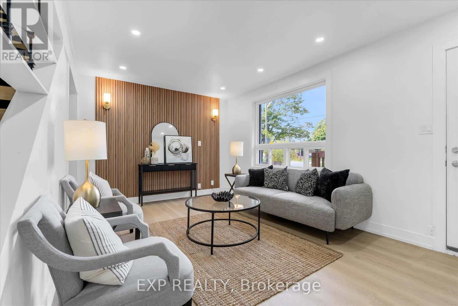 24 EATON PLACE — Hamilton (McQuesten), Ontario - Photo 2 of 31