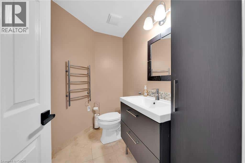 47 WINNETT Street N — Cayuga, Ontario - Photo 5 of 44