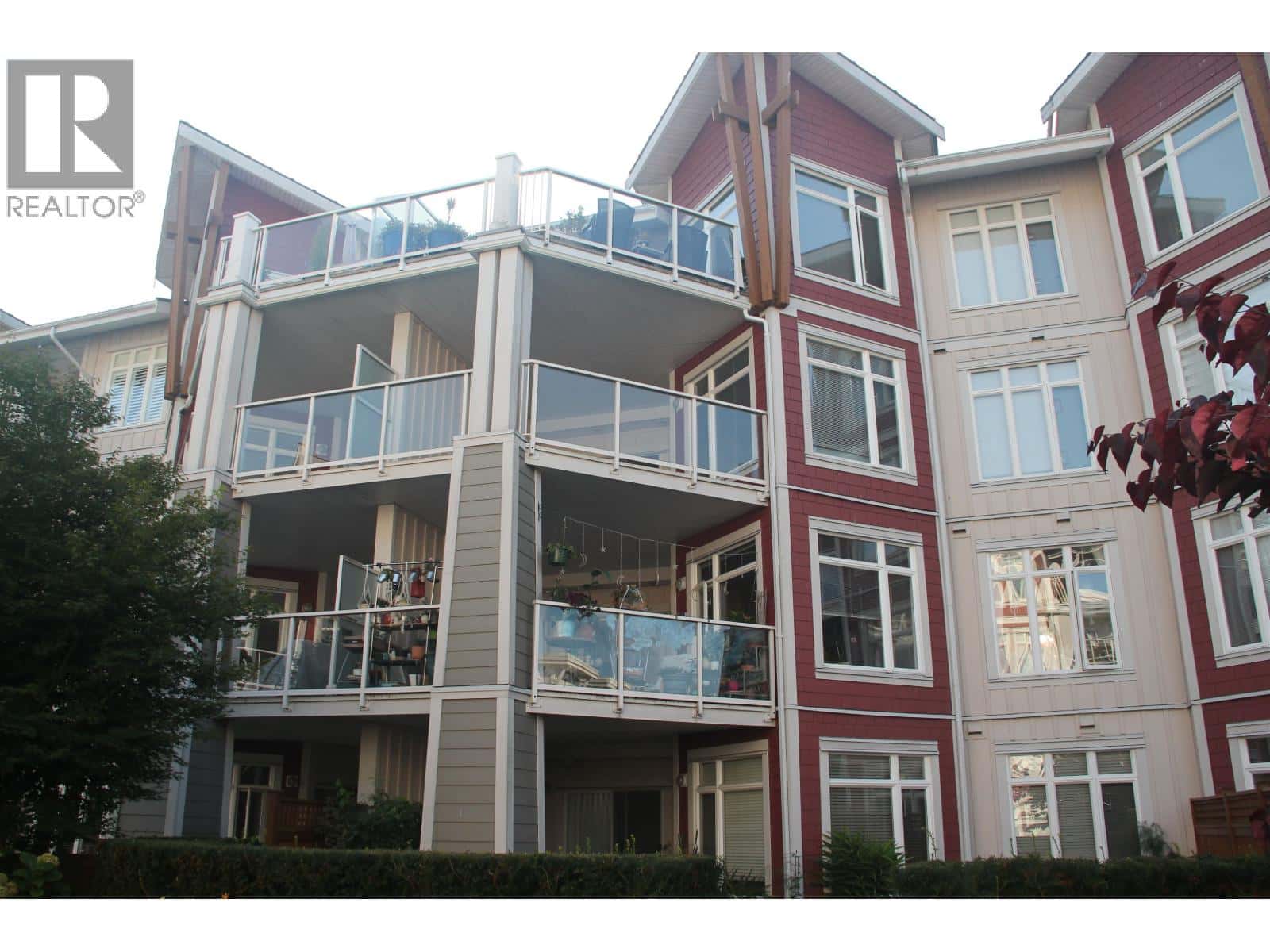 311 4211 BAYVIEW STREET — Richmond, British Columbia - Photo 2 of 30