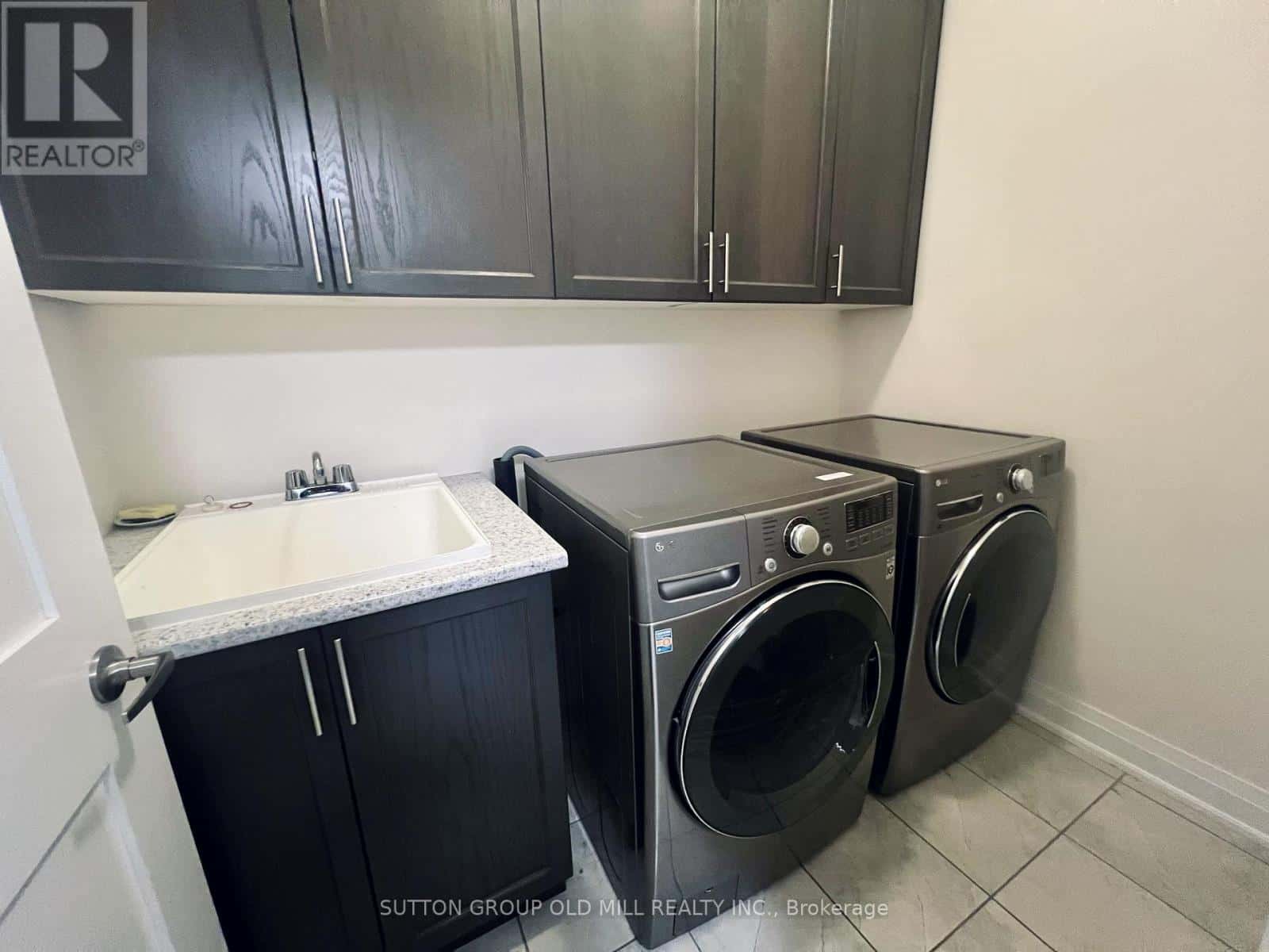 72 CAUSLAND LANE — Richmond Hill (Devonsleigh), Ontario - Photo 4 of 29