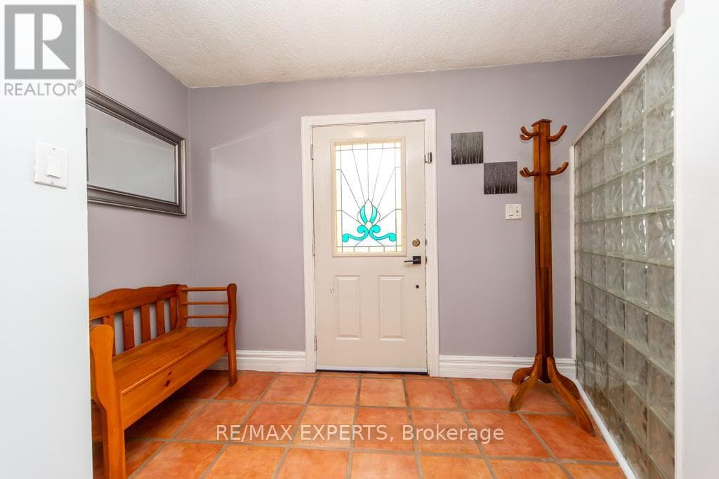 7440 17TH SIDE ROAD — King (Schomberg), Ontario - Main photo