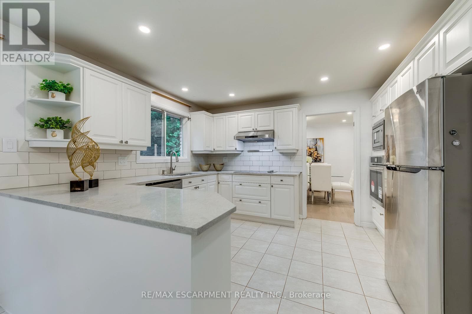 170 CAVENDISH COURT — Oakville (MO Morrison), Ontario - Main photo