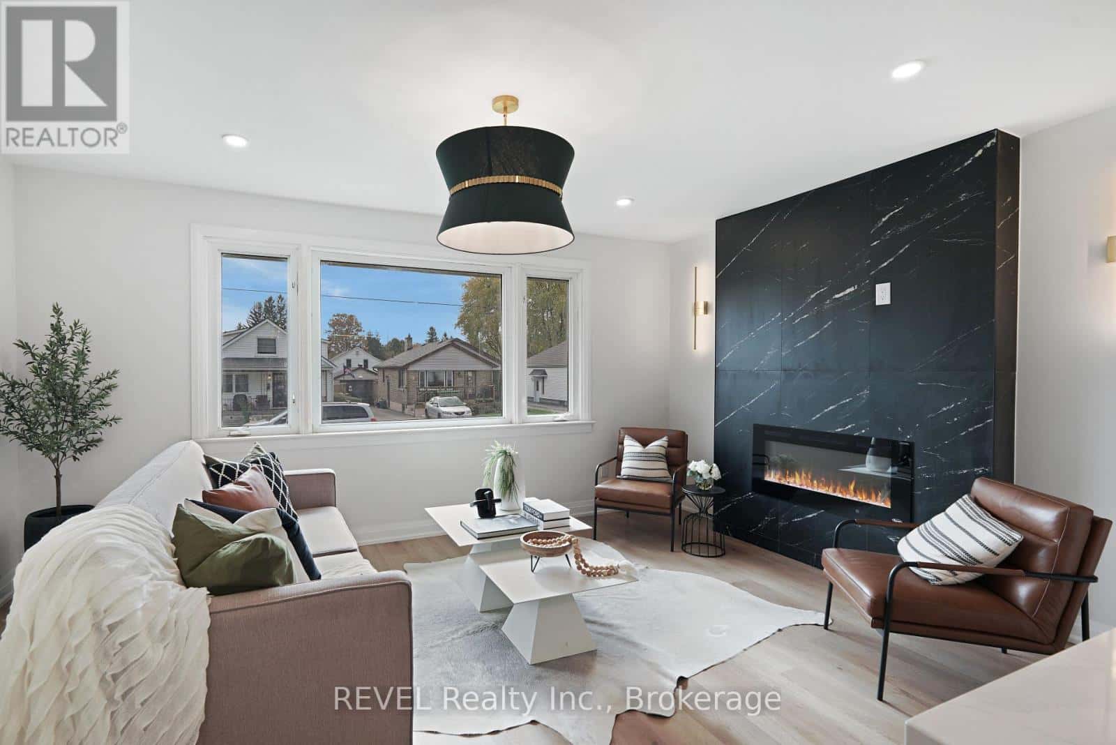 6483 MONROE STREET — Niagara Falls (Dorchester), Ontario - Photo 5 of 34