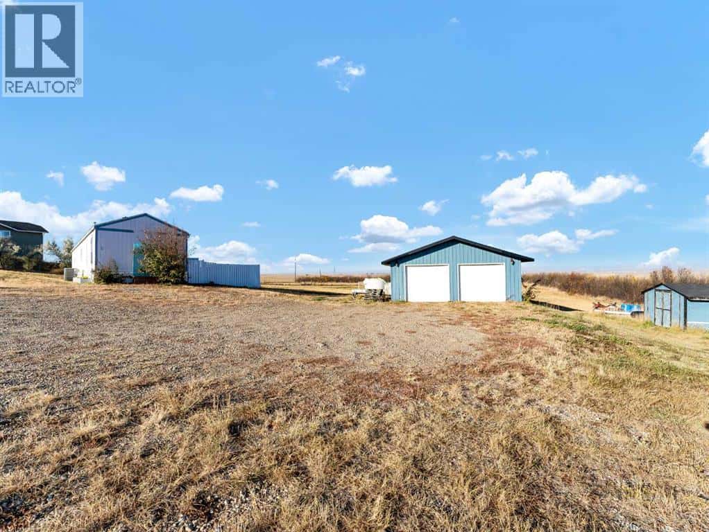 2, 12006 Range Road 43 — Rural Cypress County, Alberta - Photo 2 of 37