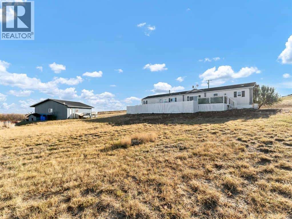 2, 12006 Range Road 43 — Rural Cypress County, Alberta - Photo 3 of 37