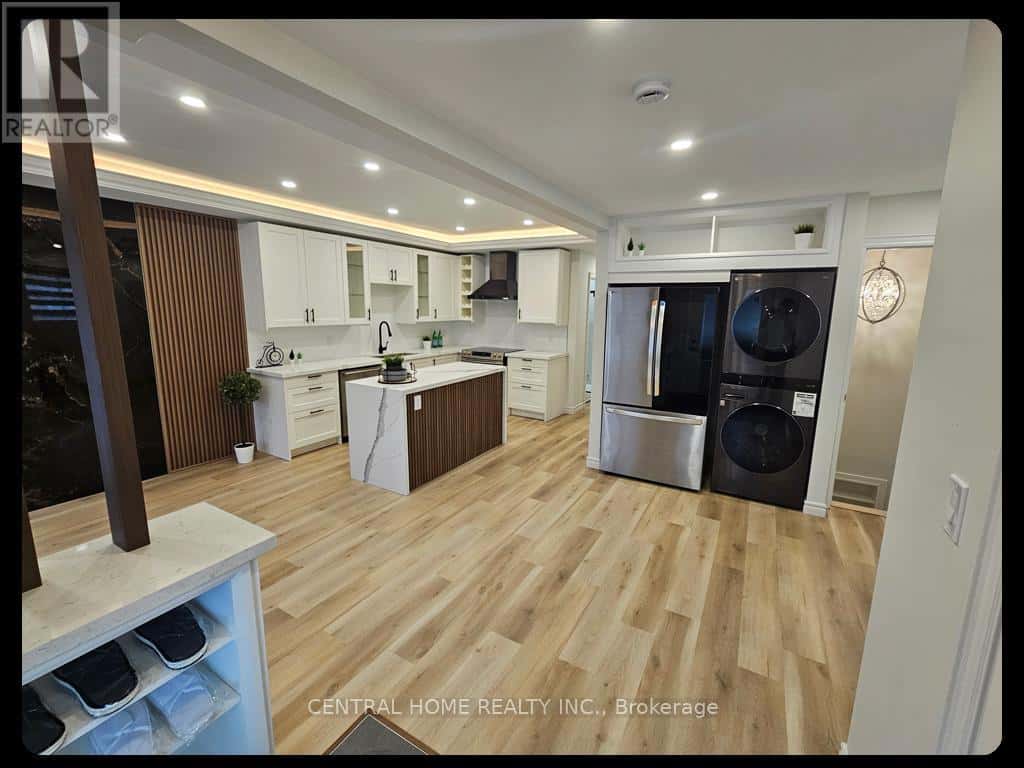 137 WILLOW LANE — Newmarket (Bristol-London), Ontario - Photo 2 of 16