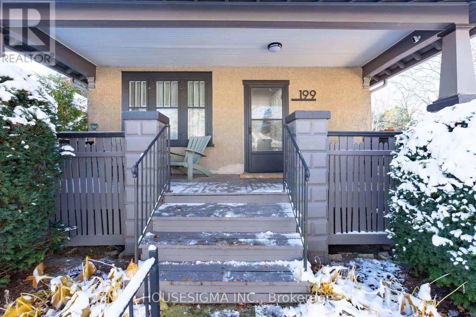 199 EMERY STREET E — London South (South G), Ontario - Photo 2 of 45