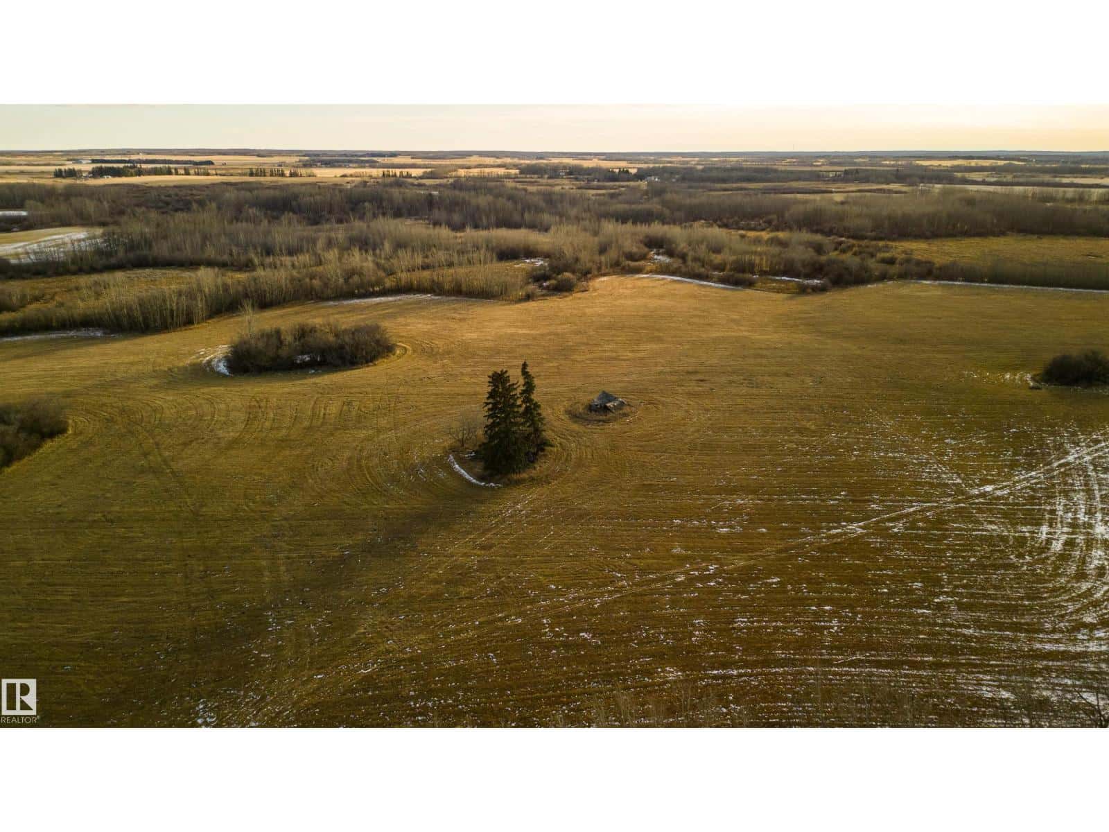 Range Road 194 TWP Road 535 Lamont County — Rural Lamont County, Alberta - Photo 5 of 24