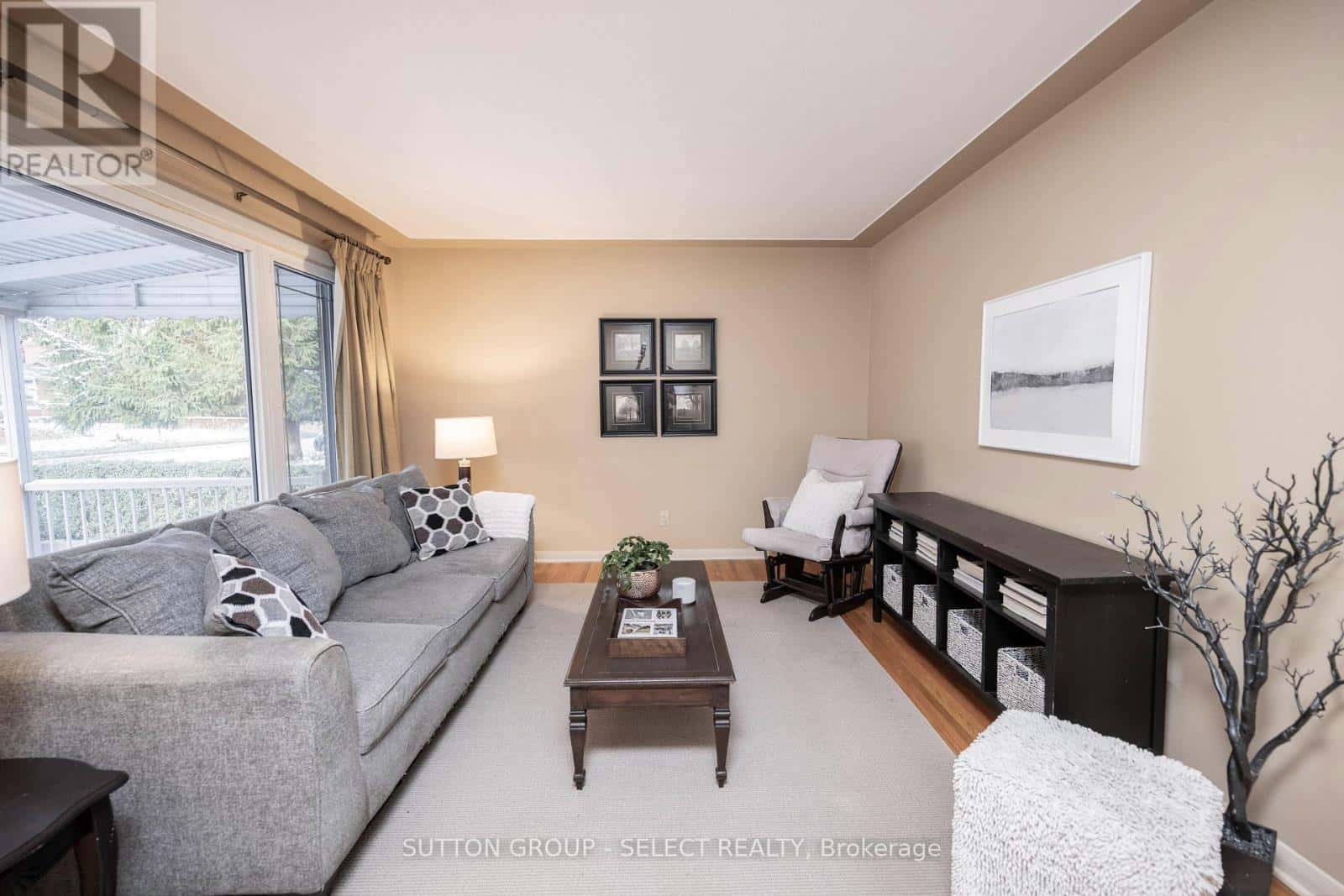 110 LAURENTIAN DRIVE N — London East (East O), Ontario - Photo 4 of 22