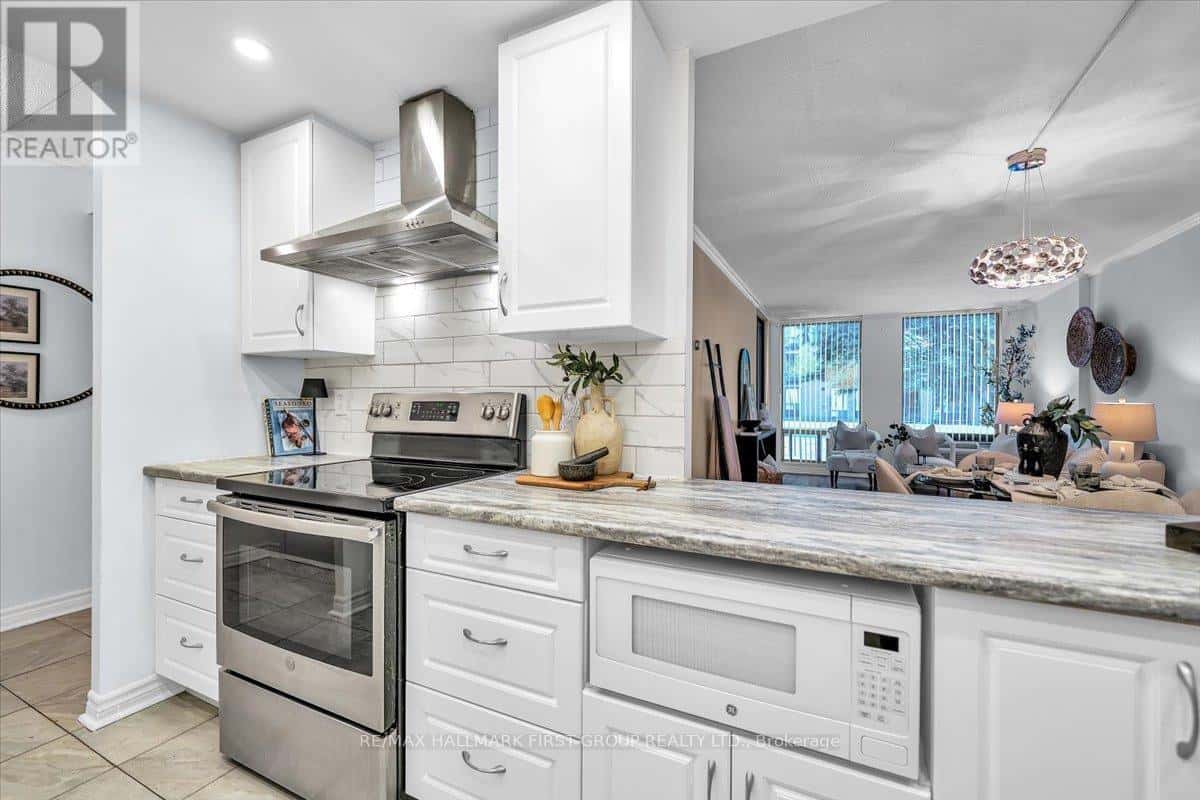 109 - 1535 DIEFENBAKER COURT — Pickering (Town Centre), Ontario - Photo 4 of 29