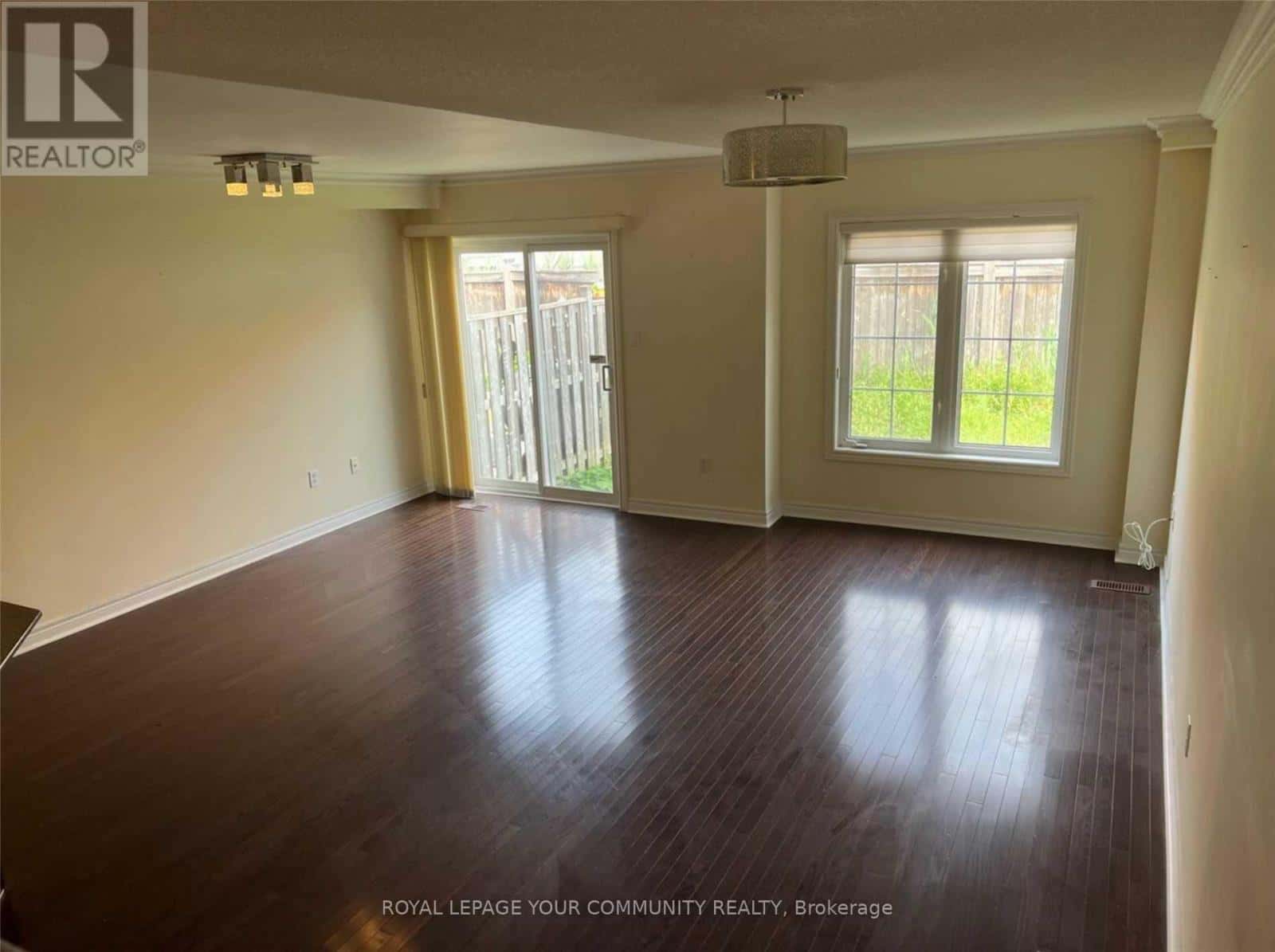 119 AMULET CRESCENT — Richmond Hill (Rouge Woods), Ontario - Photo 4 of 9