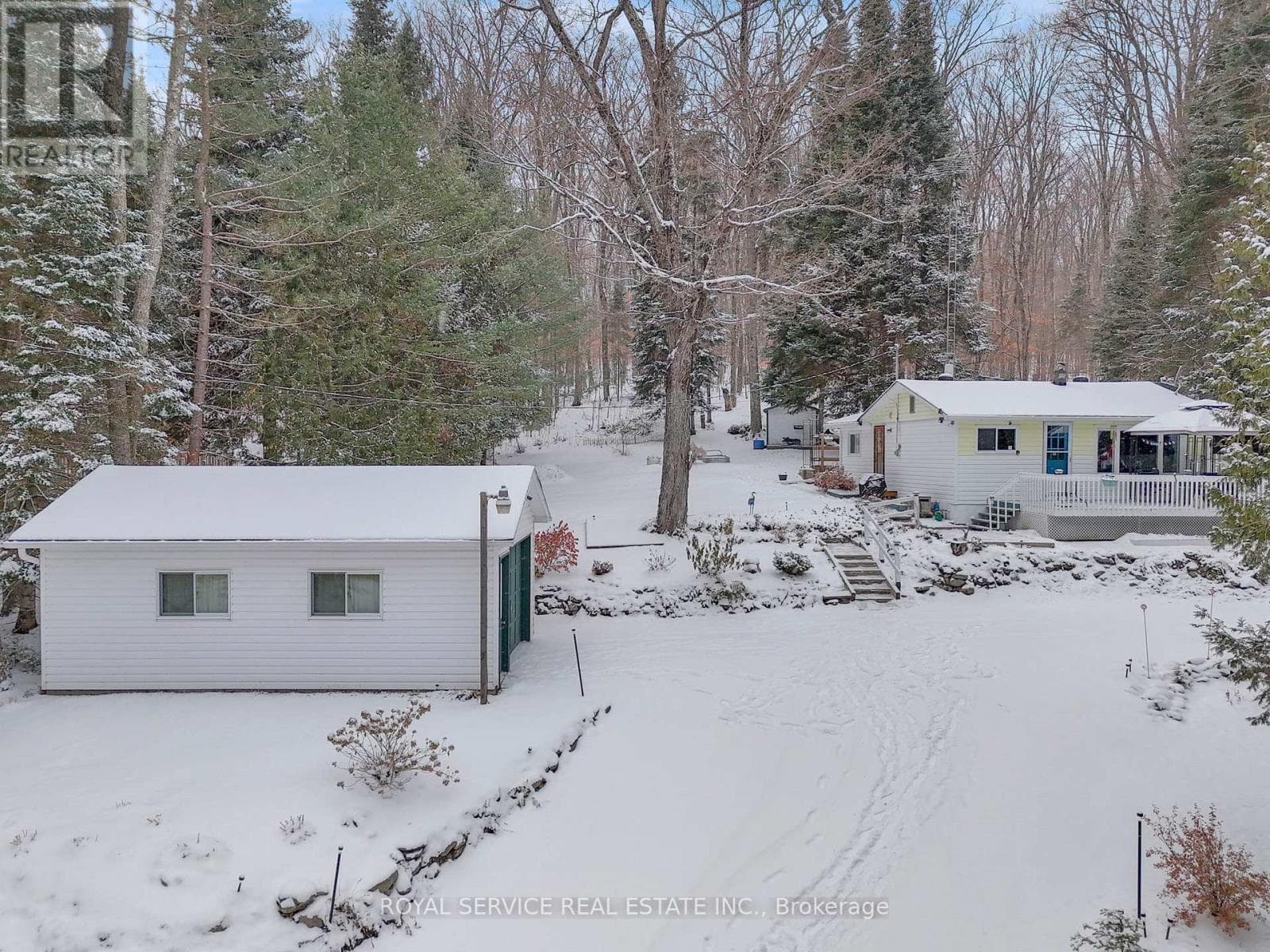 1039 GRACE RIVER ROAD — Highlands East (Monmouth), Ontario - Main photo