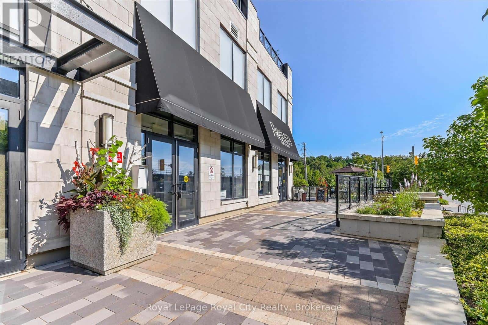 606 - 160 MACDONELL STREET — Guelph (Downtown), Ontario - Photo 3 of 50