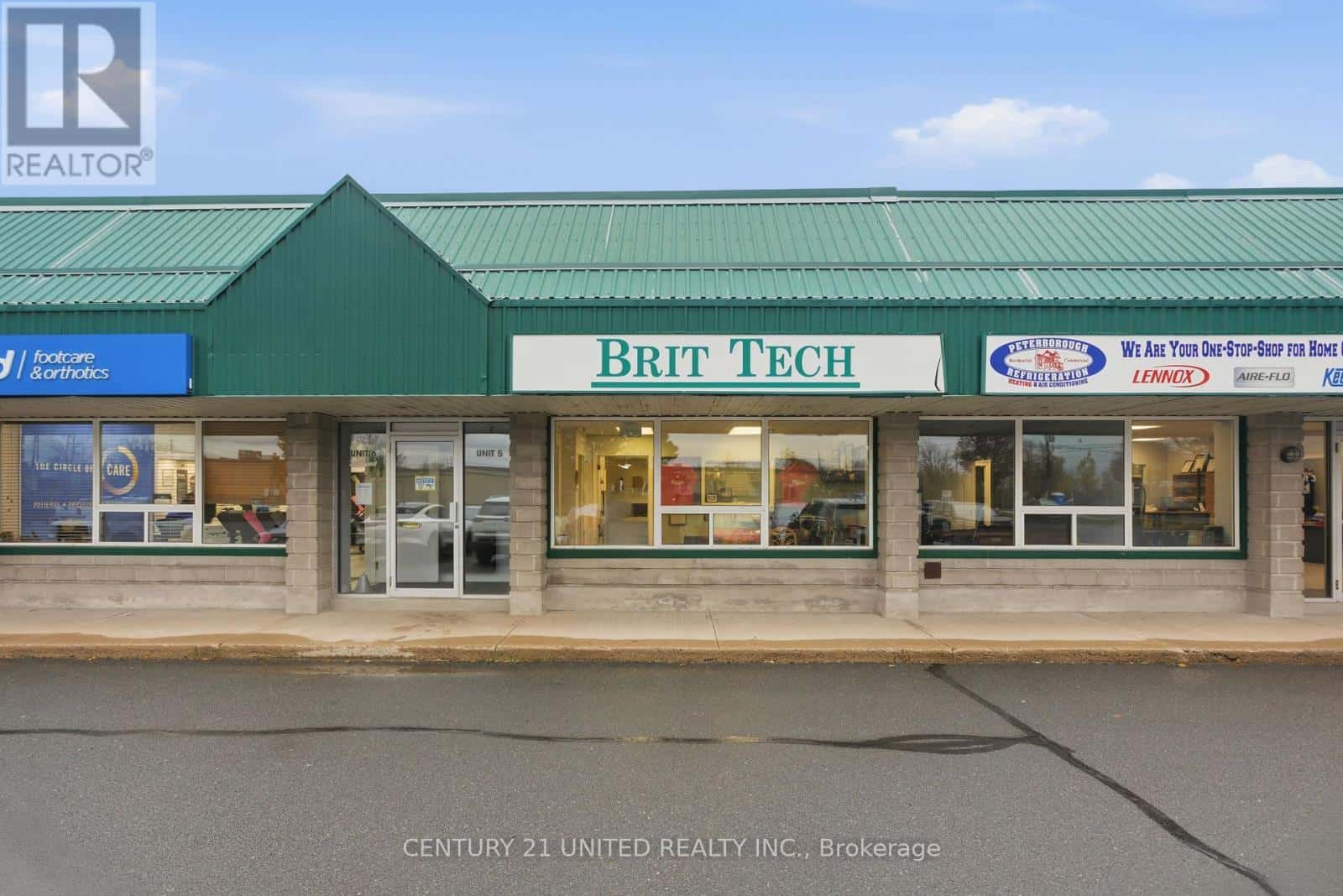 Home in Peterborough (Otonabee Ward 1)