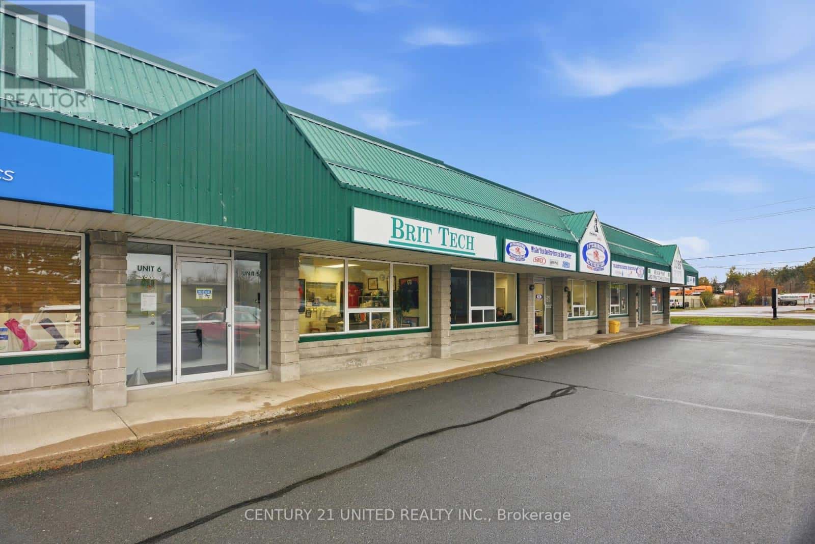 Peterborough (Otonabee Ward 1), Ontario — Peterborough (Otonabee Ward 1), Ontario - Photo 2 of 9