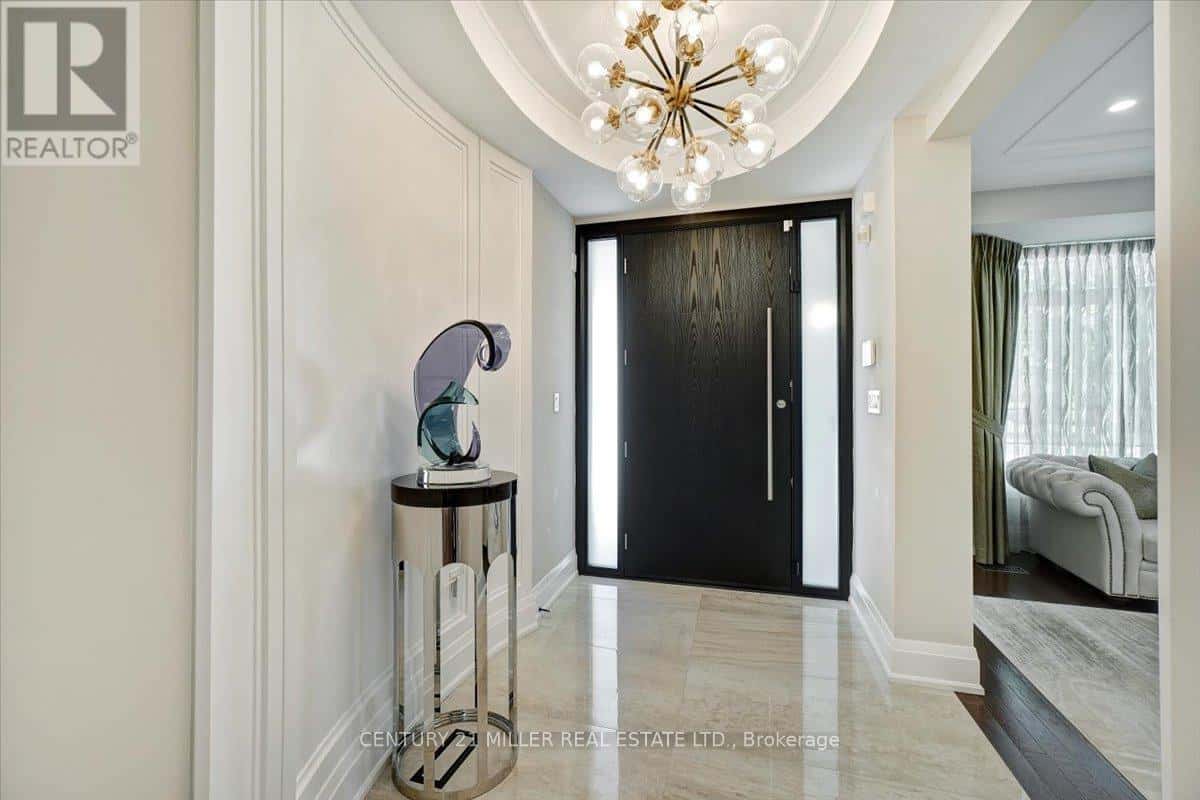 3298 LIPTAY AVENUE — Oakville (BC Bronte Creek), Ontario - Photo 3 of 51