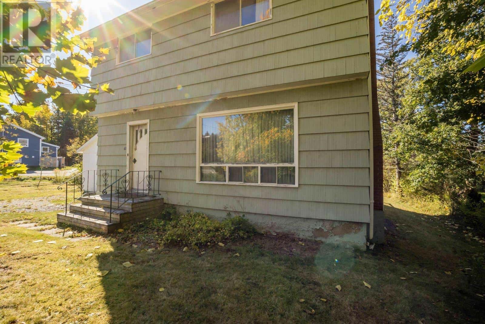 76 Highland Avenue — Wolfville, Nova Scotia - Photo 2 of 19