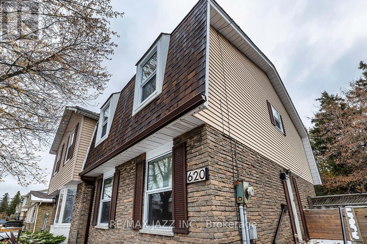 620 DORCHESTER DRIVE — Oshawa (Vanier), Ontario - Photo 3 of 26