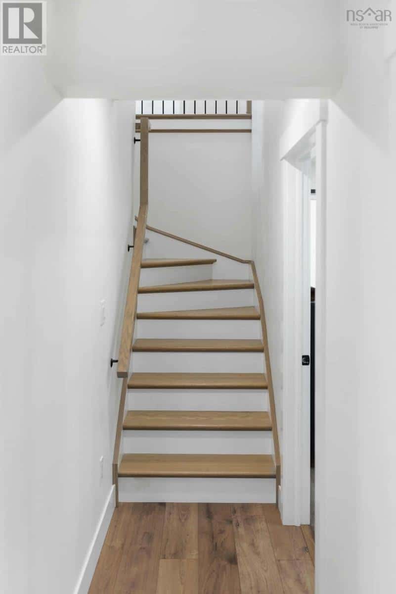 406 Falmouth Back Road — Falmouth, Nova Scotia - Photo 5 of 32