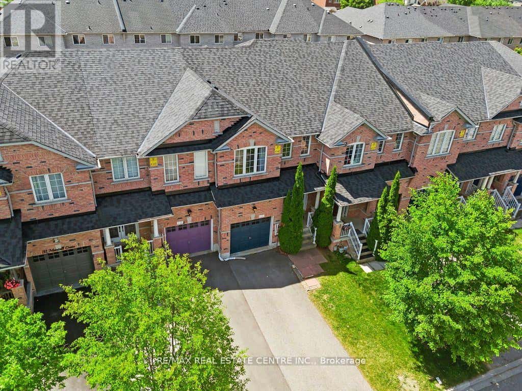 27 MARTELL GATE — Aurora, Ontario - Photo 2 of 45