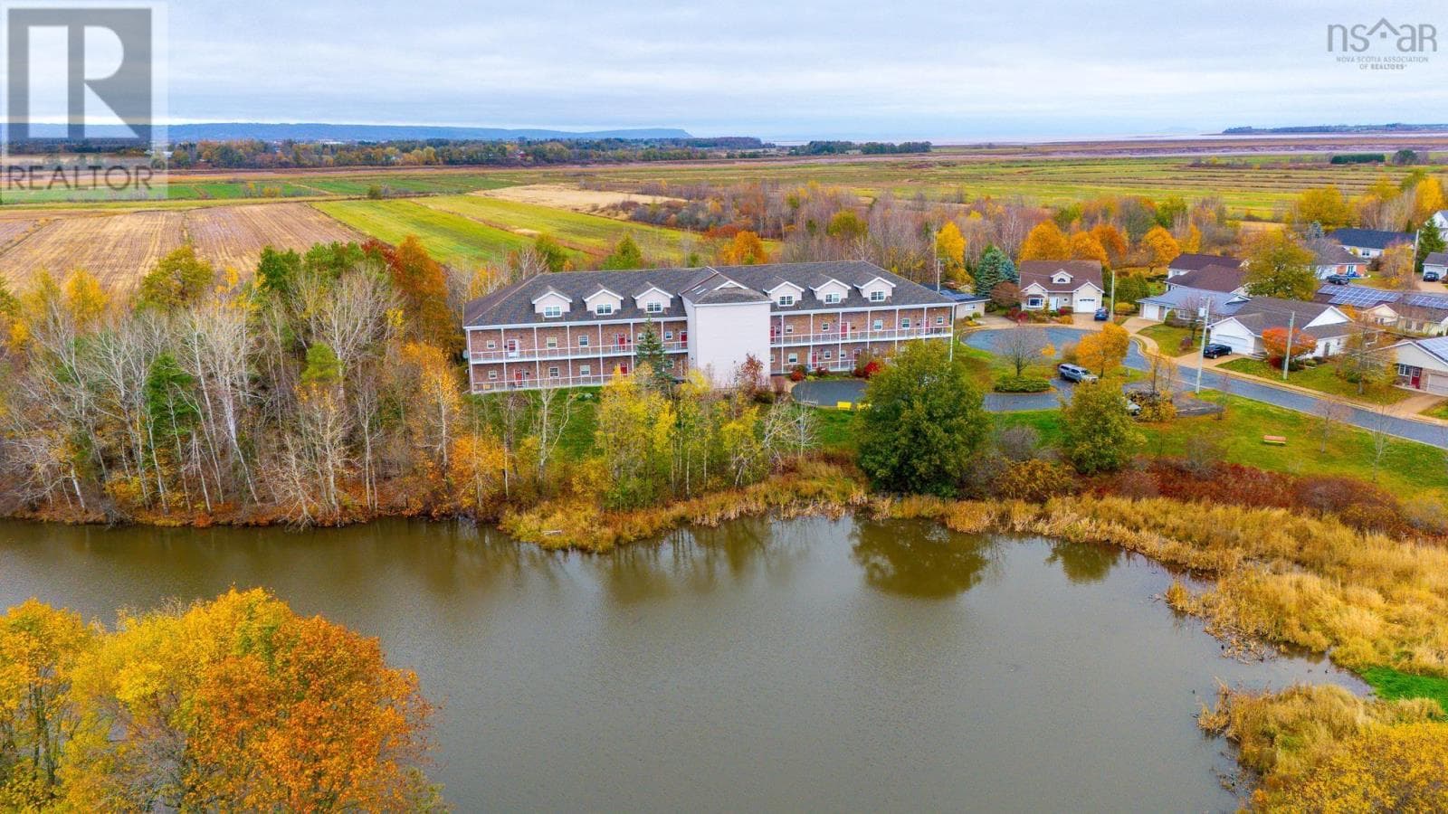 203 71 Chambers Close — Wolfville, Nova Scotia - Main photo