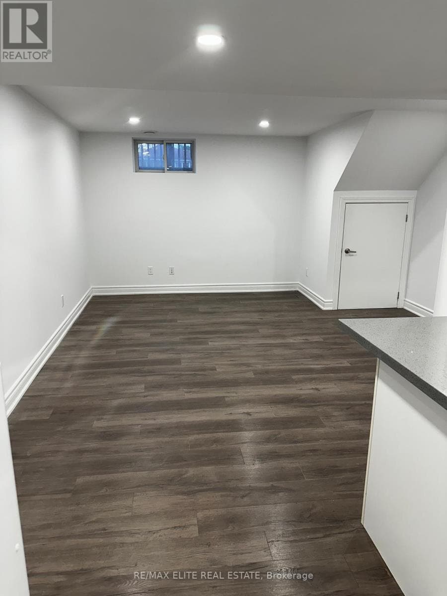 77 FOREHT CRESCENT — Aurora (Aurora Heights), Ontario - Main photo