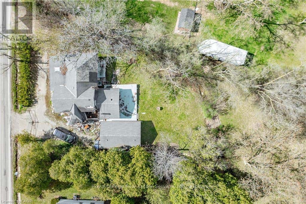 701 YORK ROAD — Hamilton (Dundas), Ontario - Photo 4 of 13