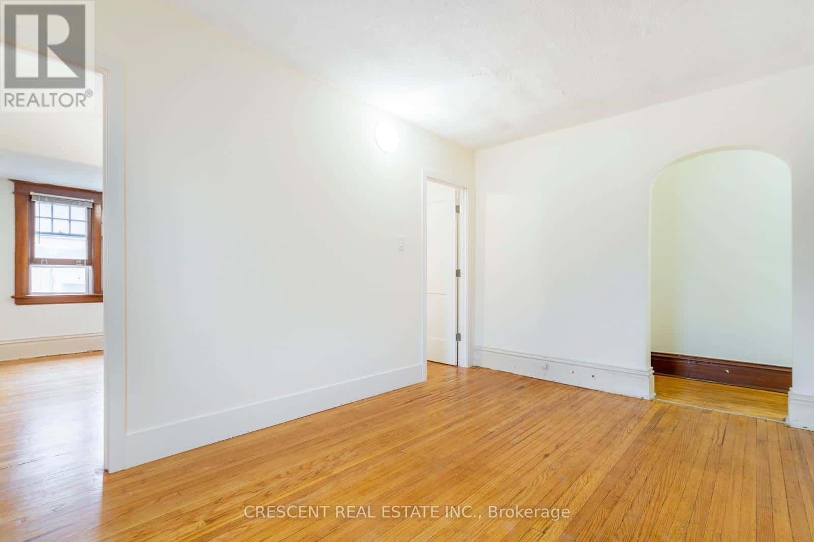 2A - 180 QUEENS DRIVE — Toronto (Weston), Ontario - Photo 3 of 25