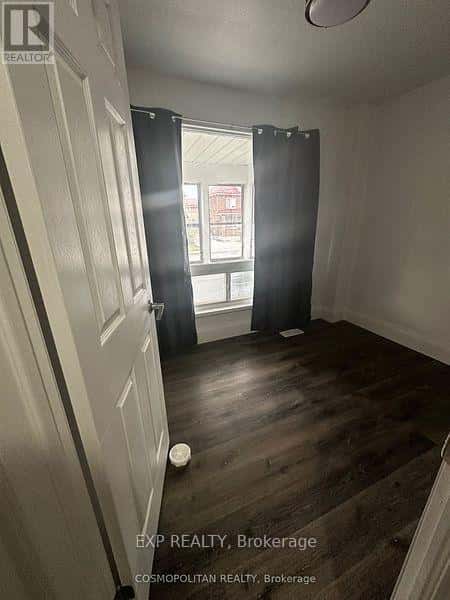 6564 LEVEL AVENUE — Niagara Falls (Dorchester), Ontario - Photo 4 of 15