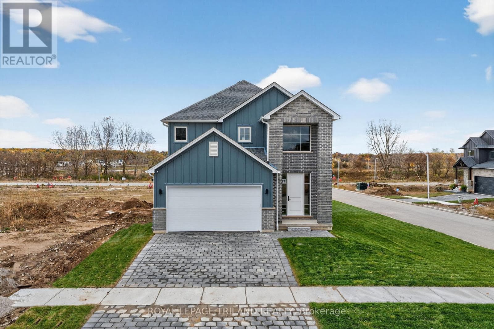 39 ALLISTER DRIVE — Middlesex Centre (Kilworth), Ontario - Main photo