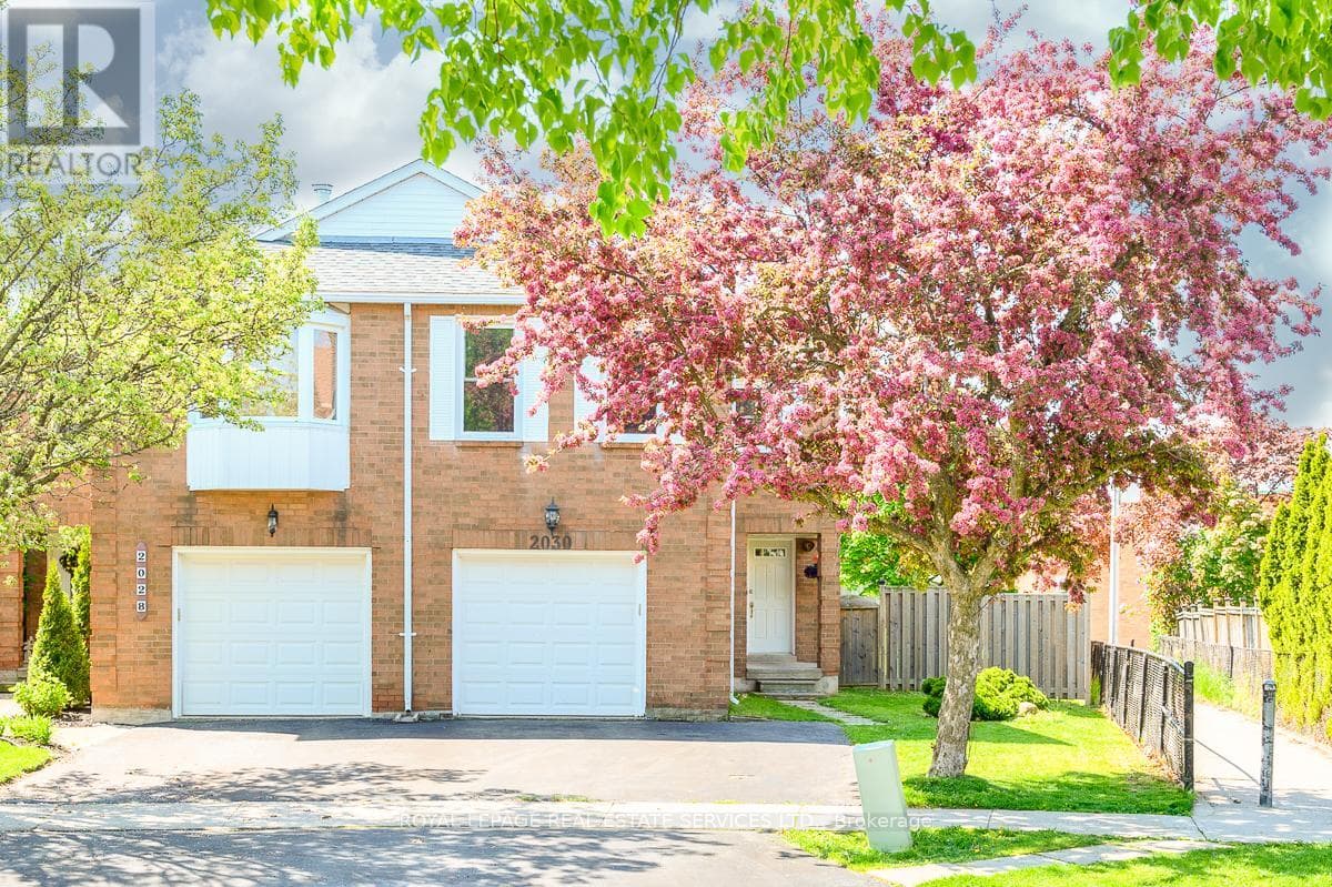 2030 GLENADA CRESCENT — Oakville (WC Wedgewood Creek), Ontario - Main photo