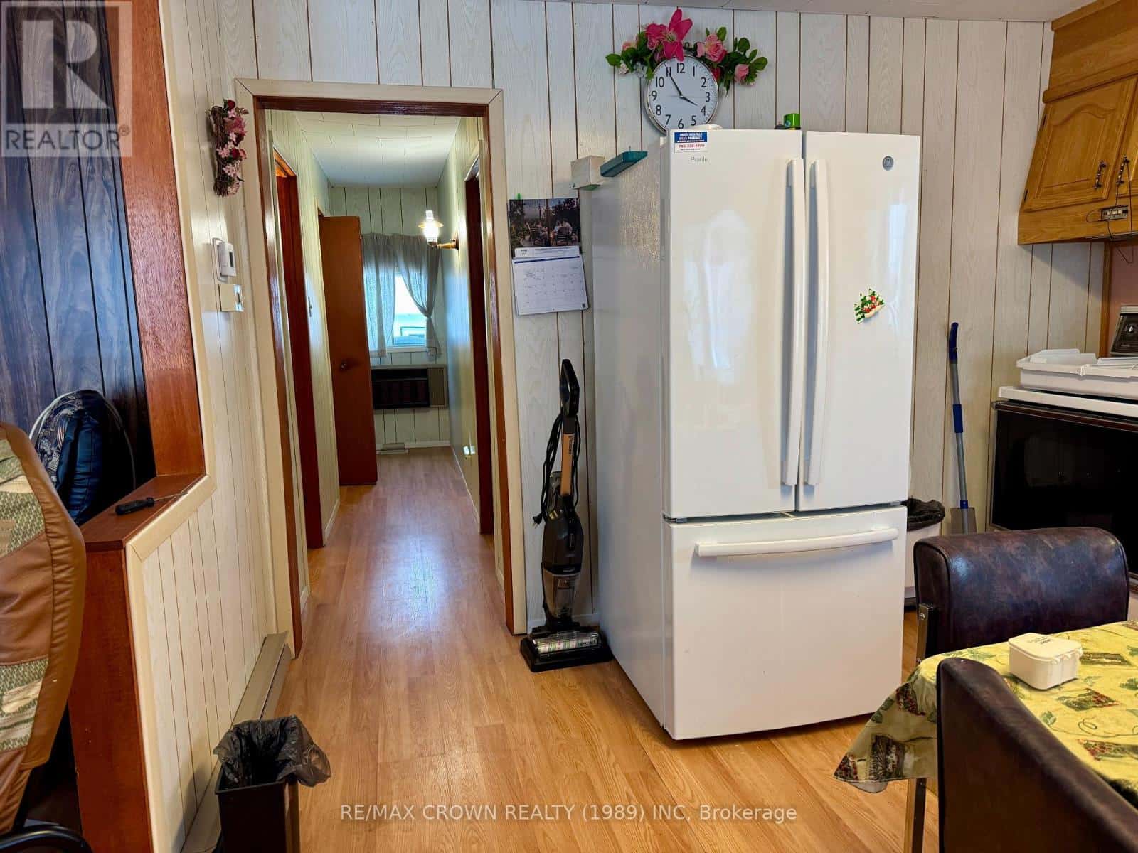 209 ROSS ROAD — Smooth Rock Falls (SRF), Ontario - Photo 4 of 27