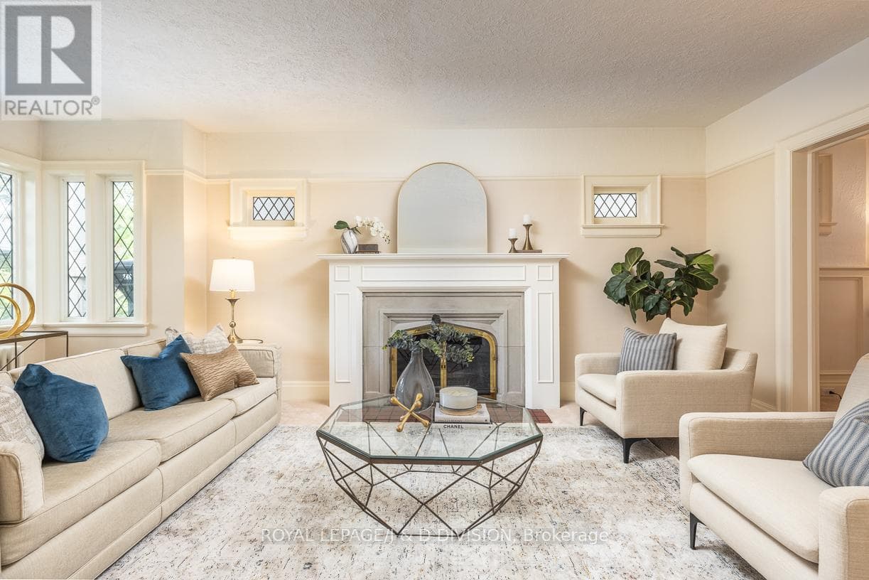 193 GLENVIEW AVENUE — Toronto (Lawrence Park South), Ontario - Main photo