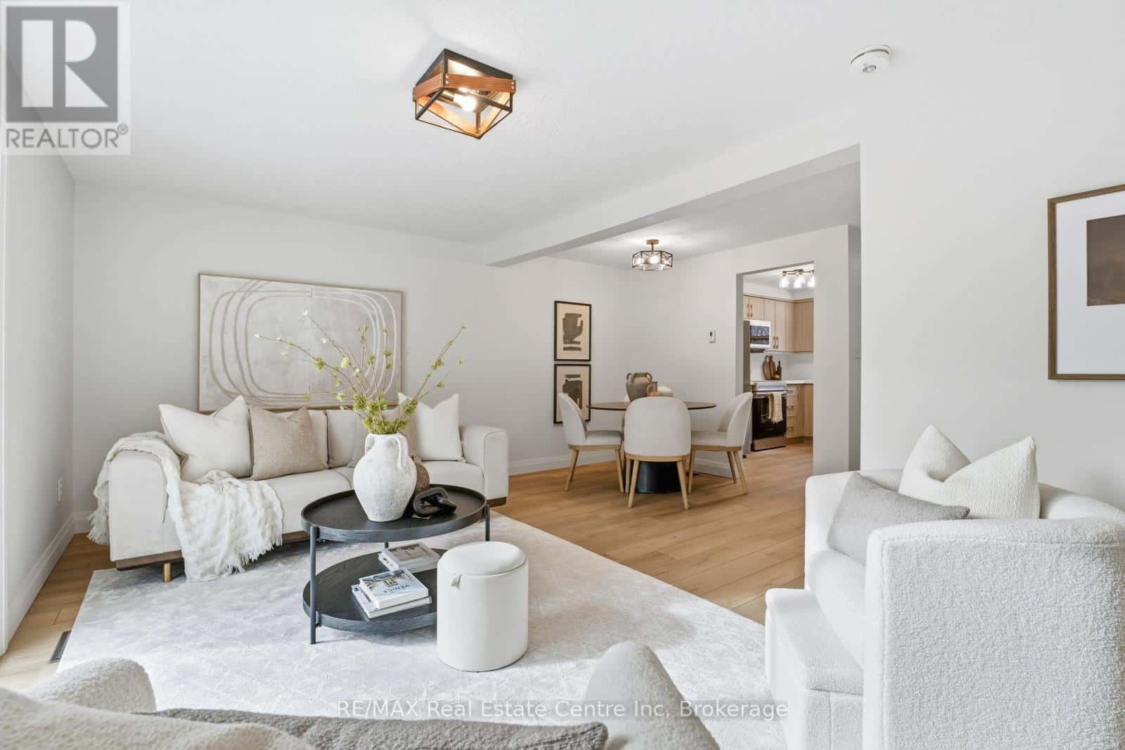 383 Edinburgh Road South #1